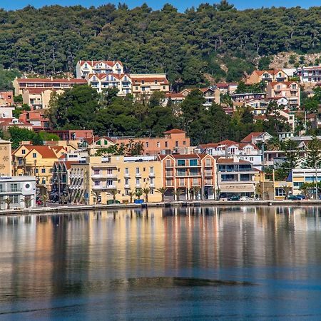 A & B Minimal Suite Ιι With Sea View In Argostoli 외부 사진