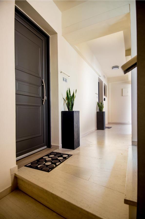 A & B Minimal Suite Ιι With Sea View In Argostoli 외부 사진