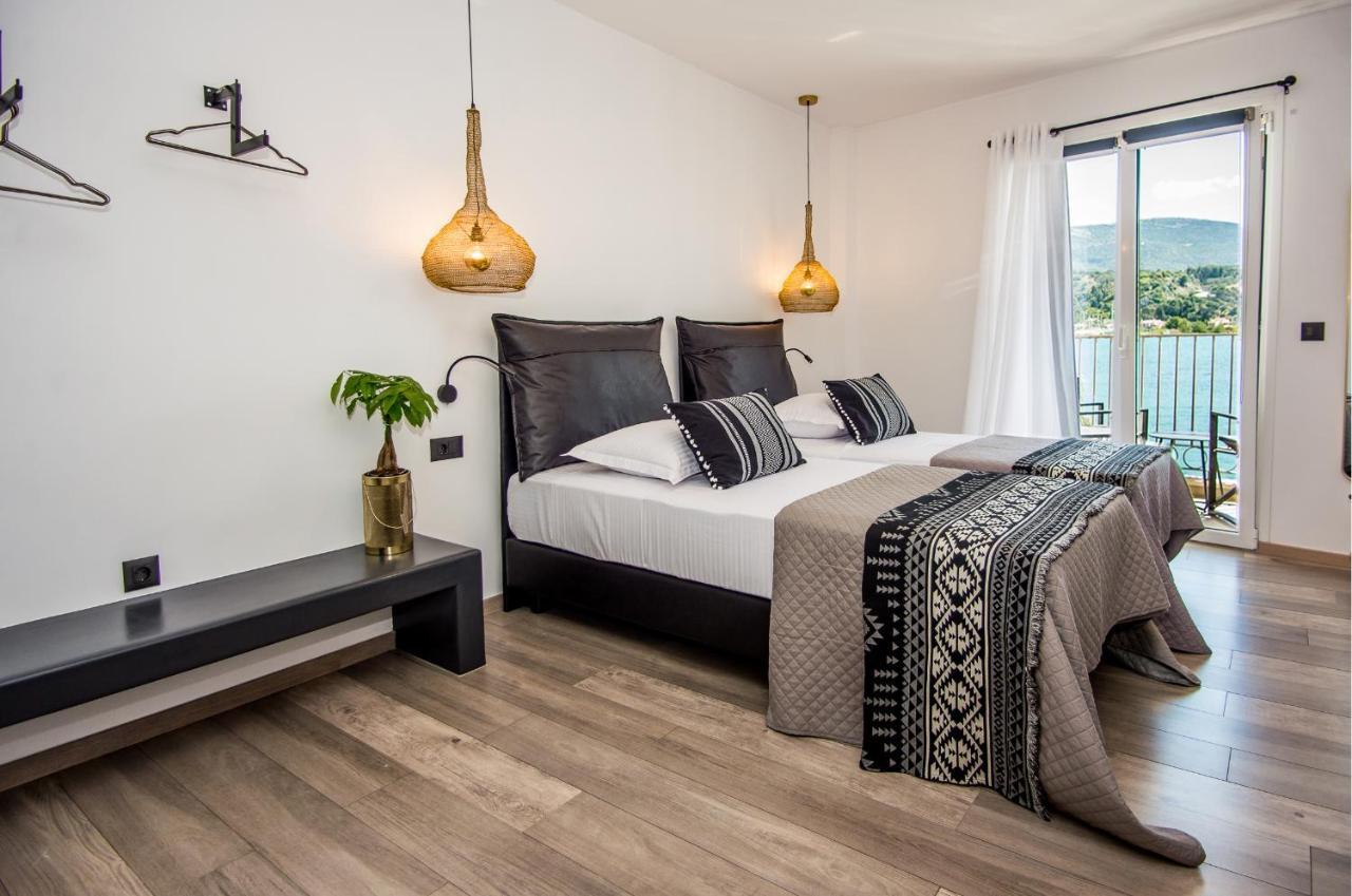 A & B Minimal Suite Ιι With Sea View In Argostoli 외부 사진